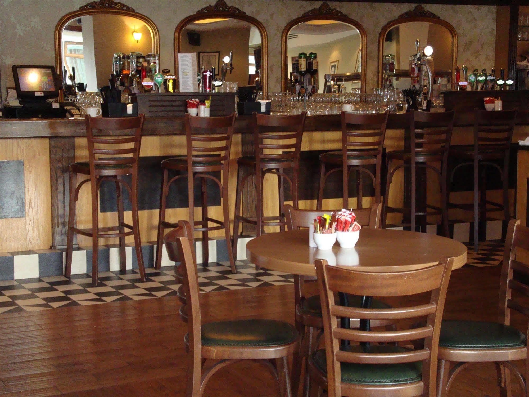 Ard Ri House Hotel Tuam Exterior foto
